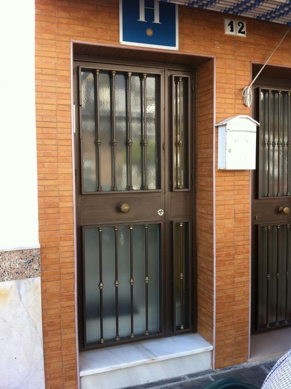 Hostal Ocana Manilva Bagian luar foto