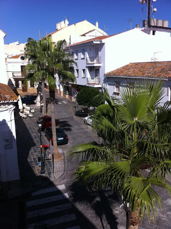 Hostal Ocana Manilva Bagian luar foto