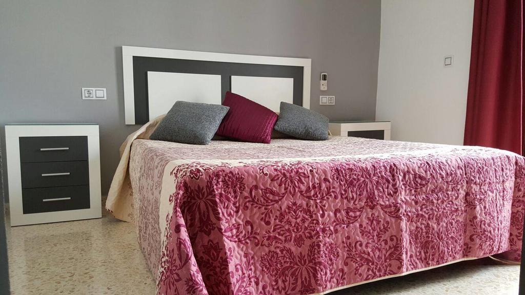 Hostal Ocana Manilva Bagian luar foto